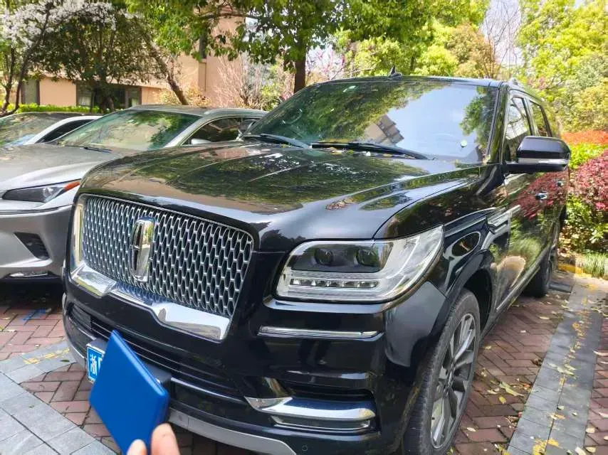 2018 Lincoln Navigator 3.5T 415HP V6 10AT,autocango,china used car exporter,china ev exporter,chinese used car exporter,chinese used ev exporter