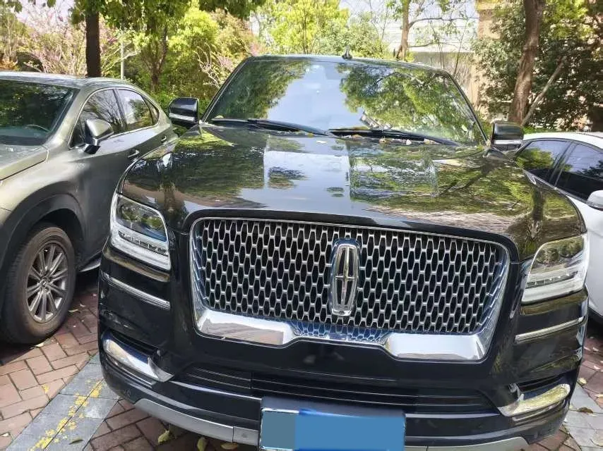 2018 Lincoln Navigator 3.5T 415HP V6 10AT,autocango,china used car exporter,china ev exporter,chinese used car exporter,chinese used ev exporter