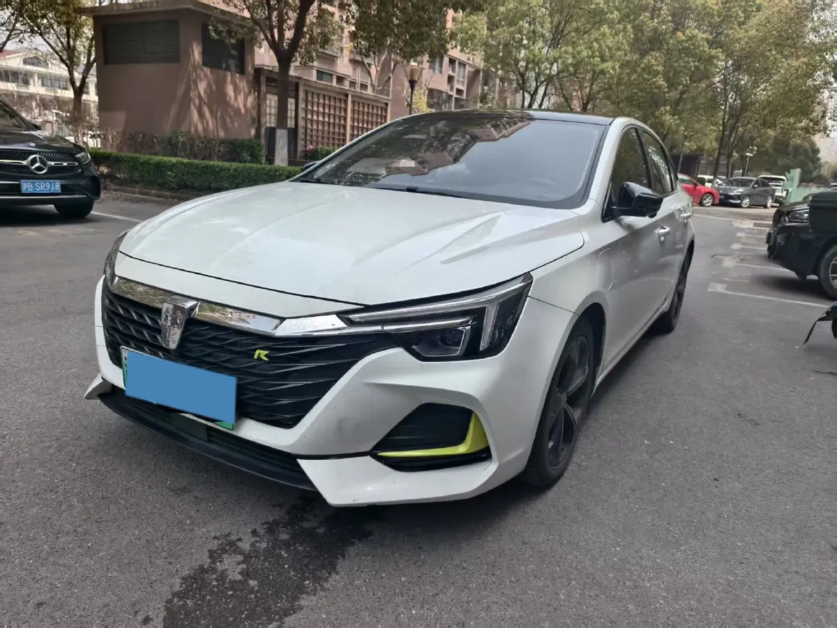 2021 Roewe i6 MAX 1.5T 169HP L4 AMT PHEV,autocango,china used car exporter,china ev exporter,chinese used car exporter,chinese used ev exporter
