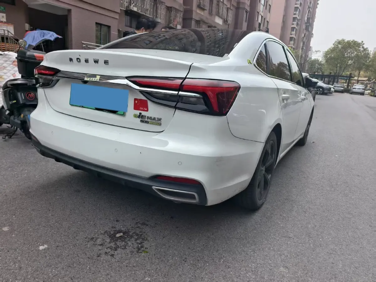 2021 Roewe i6 MAX 1.5T 169HP L4 AMT PHEV,autocango,china used car exporter,china ev exporter,chinese used car exporter,chinese used ev exporter