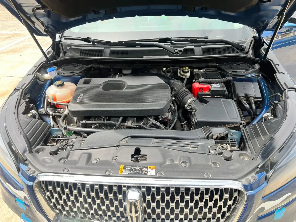 2020 Lincoln Corsair 2.0T 245HP L4 8AT,autocango,china used car exporter,china ev exporter,chinese used car exporter,chinese used ev exporter