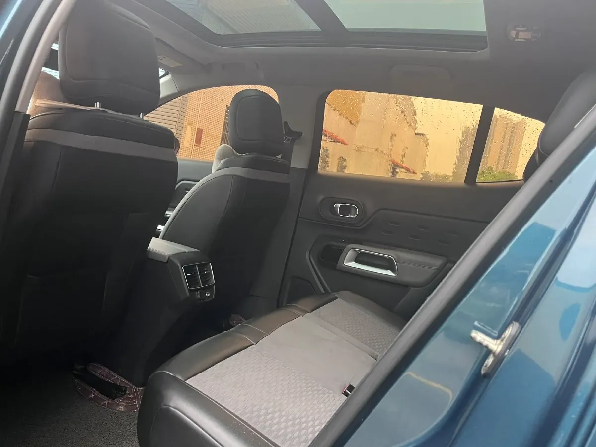 2019 Citroen C5 Aircross 1.6T 170HP L4 6AT,autocango,china used car exporter,china ev exporter,chinese used car exporter,chinese used ev exporter