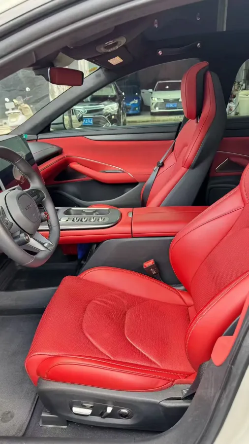 2024 MI SU7 BEV 101KWH,autocango,china used car exporter,china ev exporter,chinese used car exporter,chinese used ev exporter