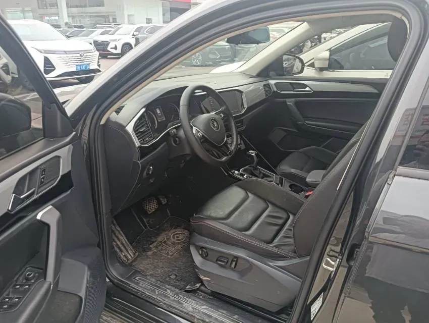 2020 Volkswagen Tayron 2.0T 186HP L4 7DCT,autocango,china used car exporter,china ev exporter,chinese used car exporter,chinese used ev exporter