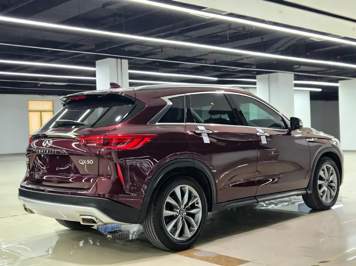 2020 Infiniti QX50 2.0T 245HP L4 CVT,autocango,china used car exporter,china ev exporter,chinese used car exporter,chinese used ev exporter