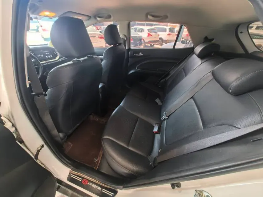 2021 Kia KX1 1.4L 100HP L4 6AT,autocango,china used car exporter,china ev exporter,chinese used car exporter,chinese used ev exporter