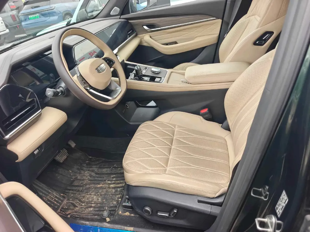 2025 Geely Monjaro 2.0T 238HP L4 8AT,autocango,china used car exporter,china ev exporter,chinese used car exporter,chinese used ev exporter