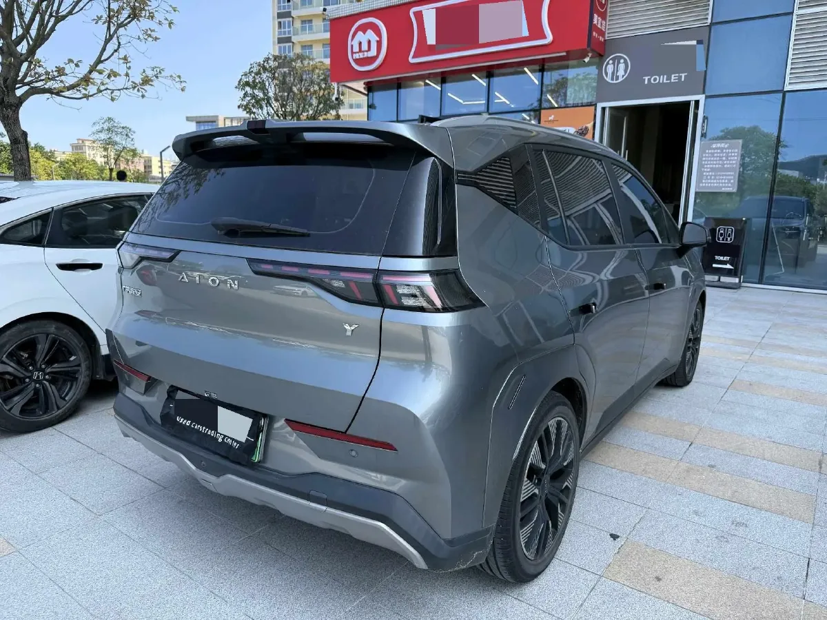 2022 Geely Okavango 1.8T 184HP L4 7DCT,autocango,china used car exporter,china ev exporter,chinese used car exporter,chinese used ev exporter