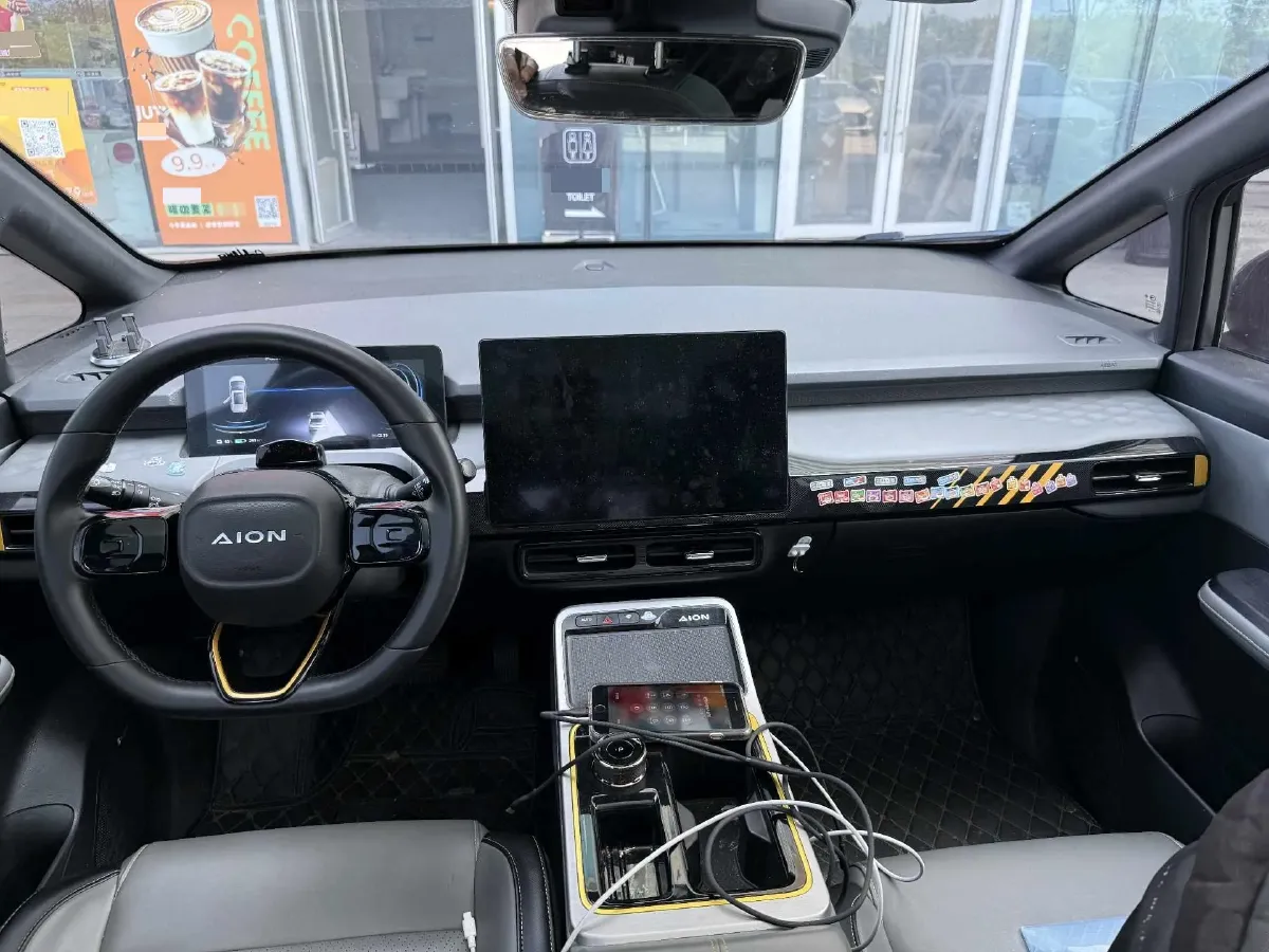 2022 Geely Okavango 1.8T 184HP L4 7DCT,autocango,china used car exporter,china ev exporter,chinese used car exporter,chinese used ev exporter