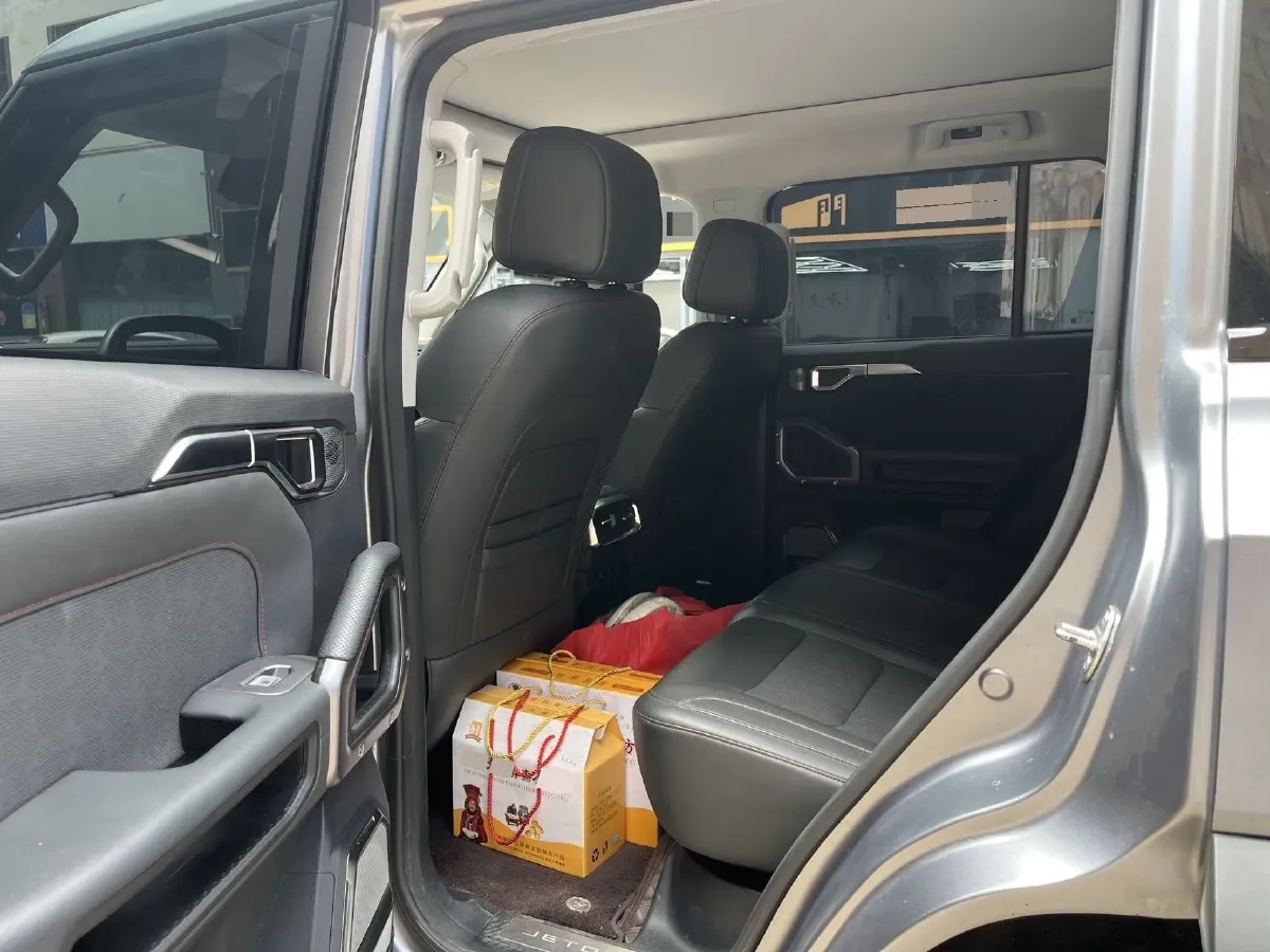 2023 Jetour Traveller 2.0T 254HP L4 7DCT,autocango,china used car exporter,china ev exporter,chinese used car exporter,chinese used ev exporter