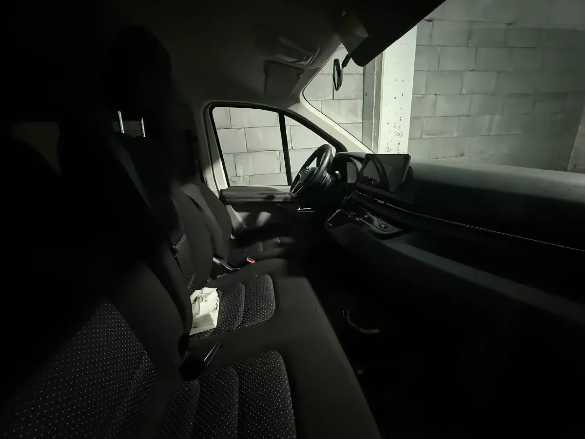 2023 MAXUS XinTu V70 2.0T 150HP L4 9AT,autocango,china used car exporter,china ev exporter,chinese used car exporter,chinese used ev exporter