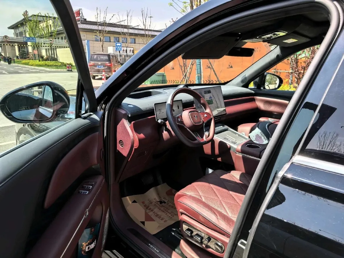 2026 Voyah 9L 1.5T 150HP L4 PHEV,autocango,china used car exporter,china ev exporter,chinese used car exporter,chinese used ev exporter