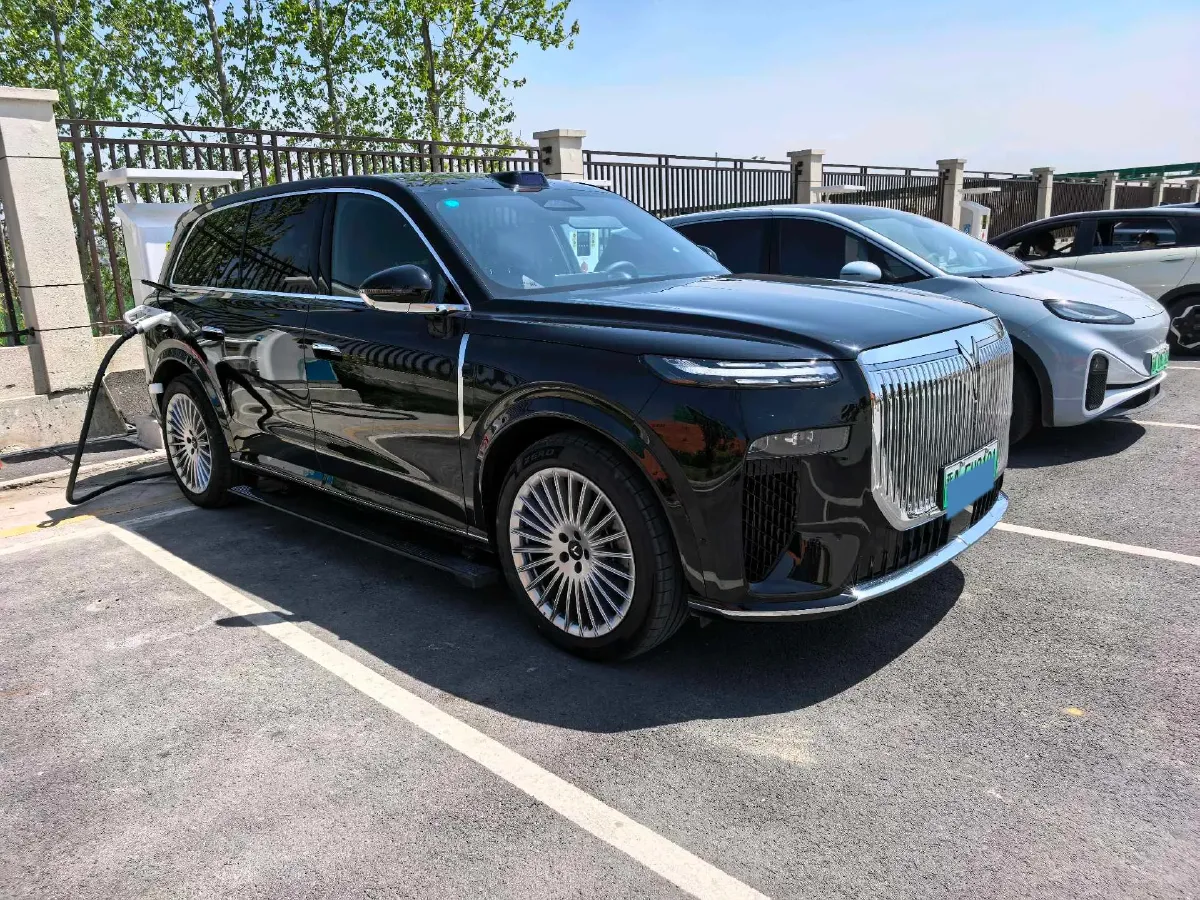 2026 Voyah 9L 1.5T 150HP L4 PHEV,autocango,china used car exporter,china ev exporter,chinese used car exporter,chinese used ev exporter