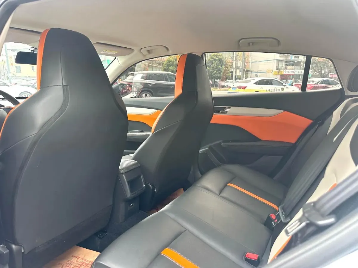 2023 DongFeng Aeolus YiXuan 1.5L 125HP L4 6DCT,autocango,china used car exporter,china ev exporter,chinese used car exporter,chinese used ev exporter