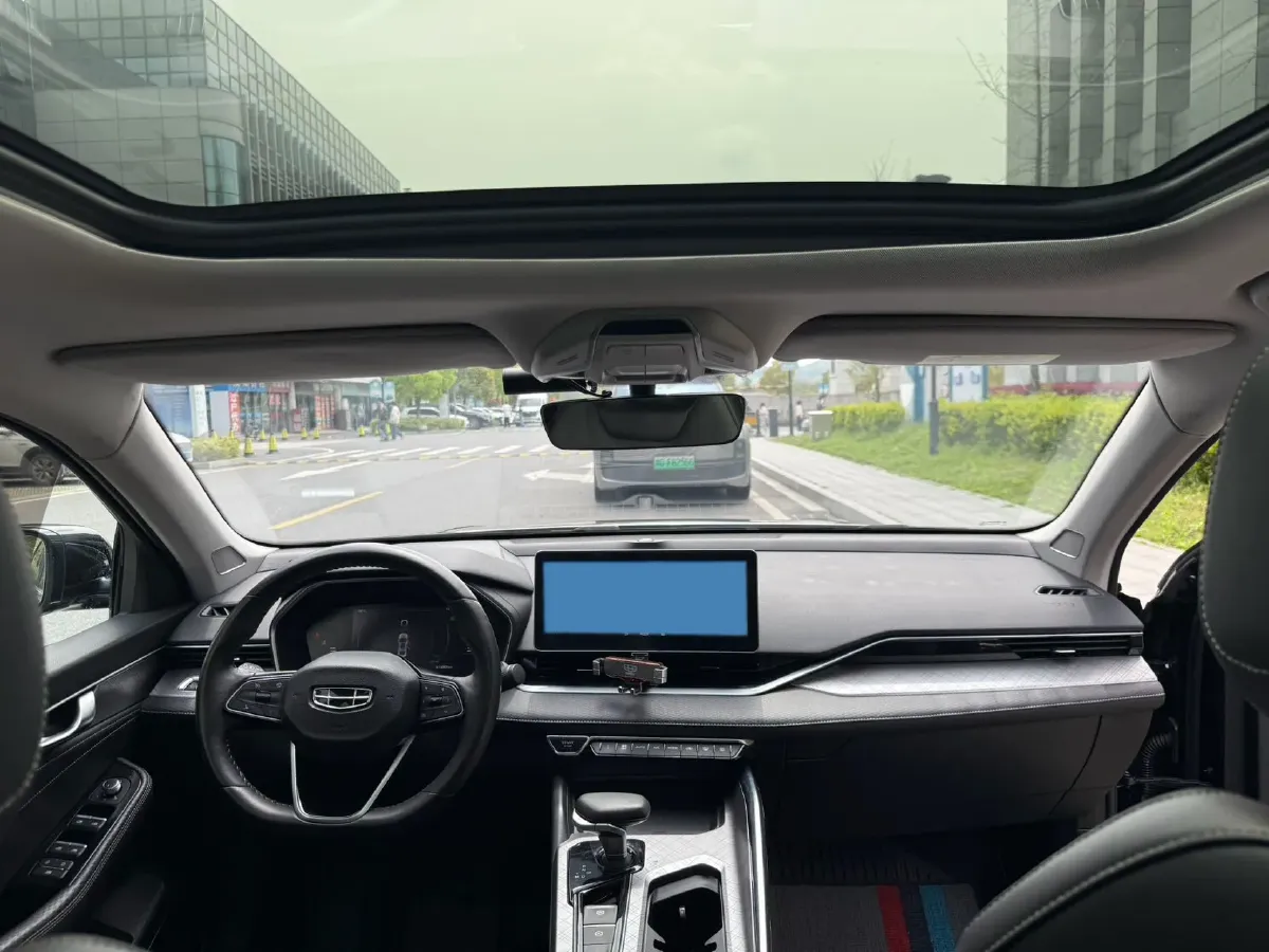 2021 Geely Preface 2.0T 190HP L4 7DCT,autocango,china used car exporter,china ev exporter,chinese used car exporter,chinese used ev exporter