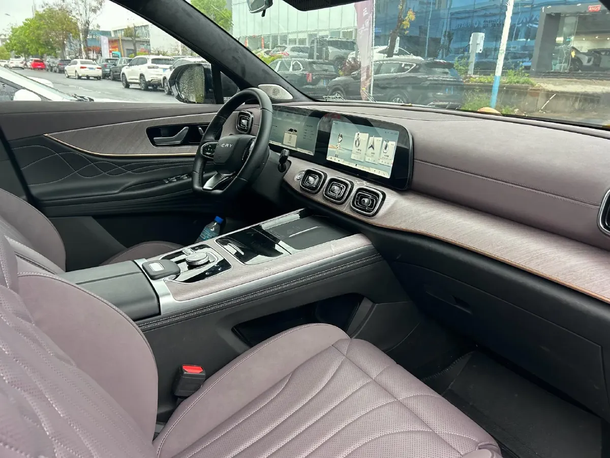 2025 Chery Tiggo 9 2.0T 261HP L4 8AT,autocango,china used car exporter,china ev exporter,chinese used car exporter,chinese used ev exporter