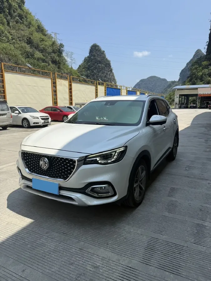 2019 MG HS 2.0T 231HP L4 6DCT,autocango,china used car exporter,china ev exporter,chinese used car exporter,chinese used ev exporter