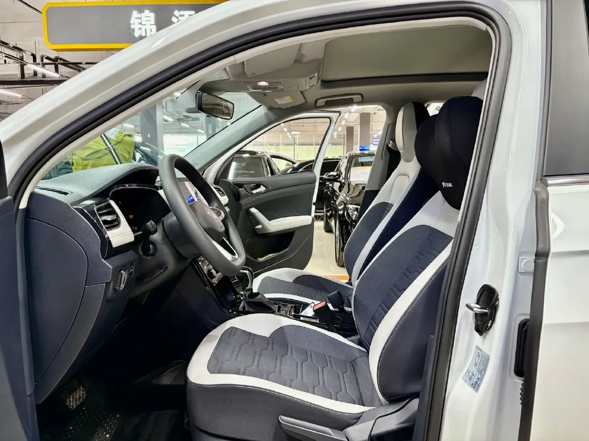 2025 Volkswagen Tharu 1.5L 110HP L4 6AT,autocango,china used car exporter,china ev exporter,chinese used car exporter,chinese used ev exporter