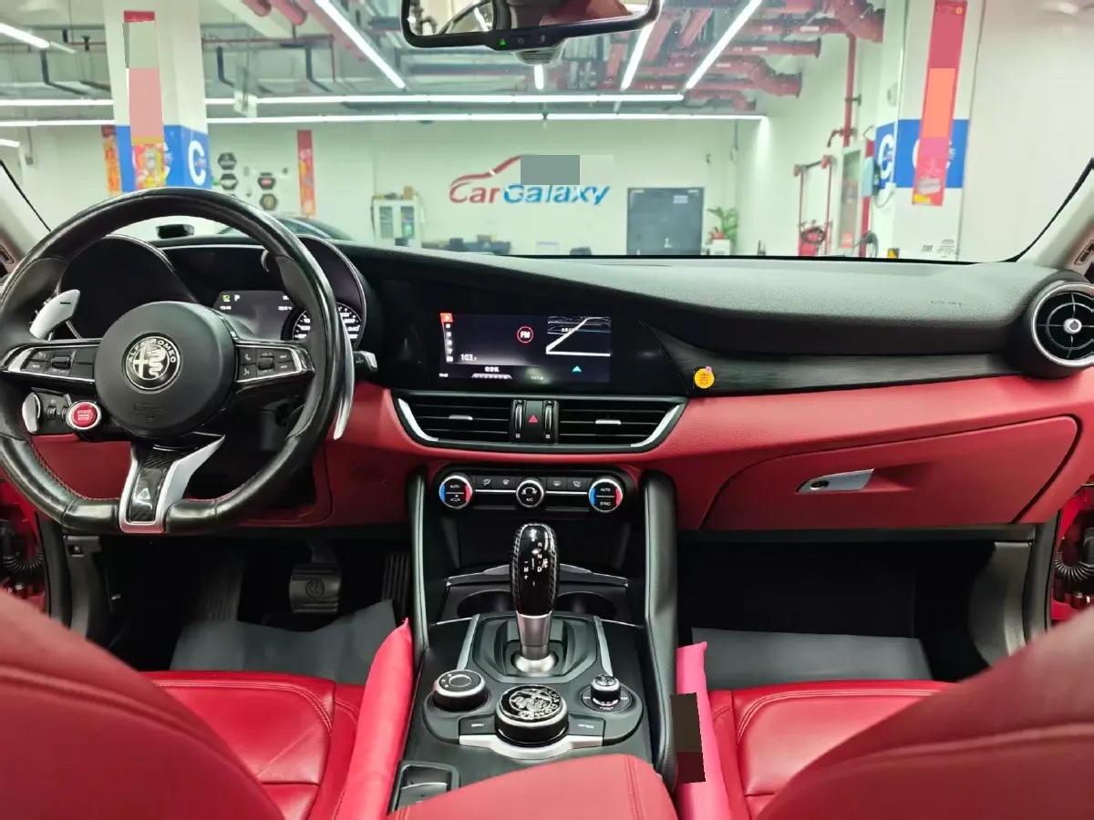 2017 Ford Mustang 2.3T 314HP L4 6AT,autocango,china used car exporter,china ev exporter,chinese used car exporter,chinese used ev exporter