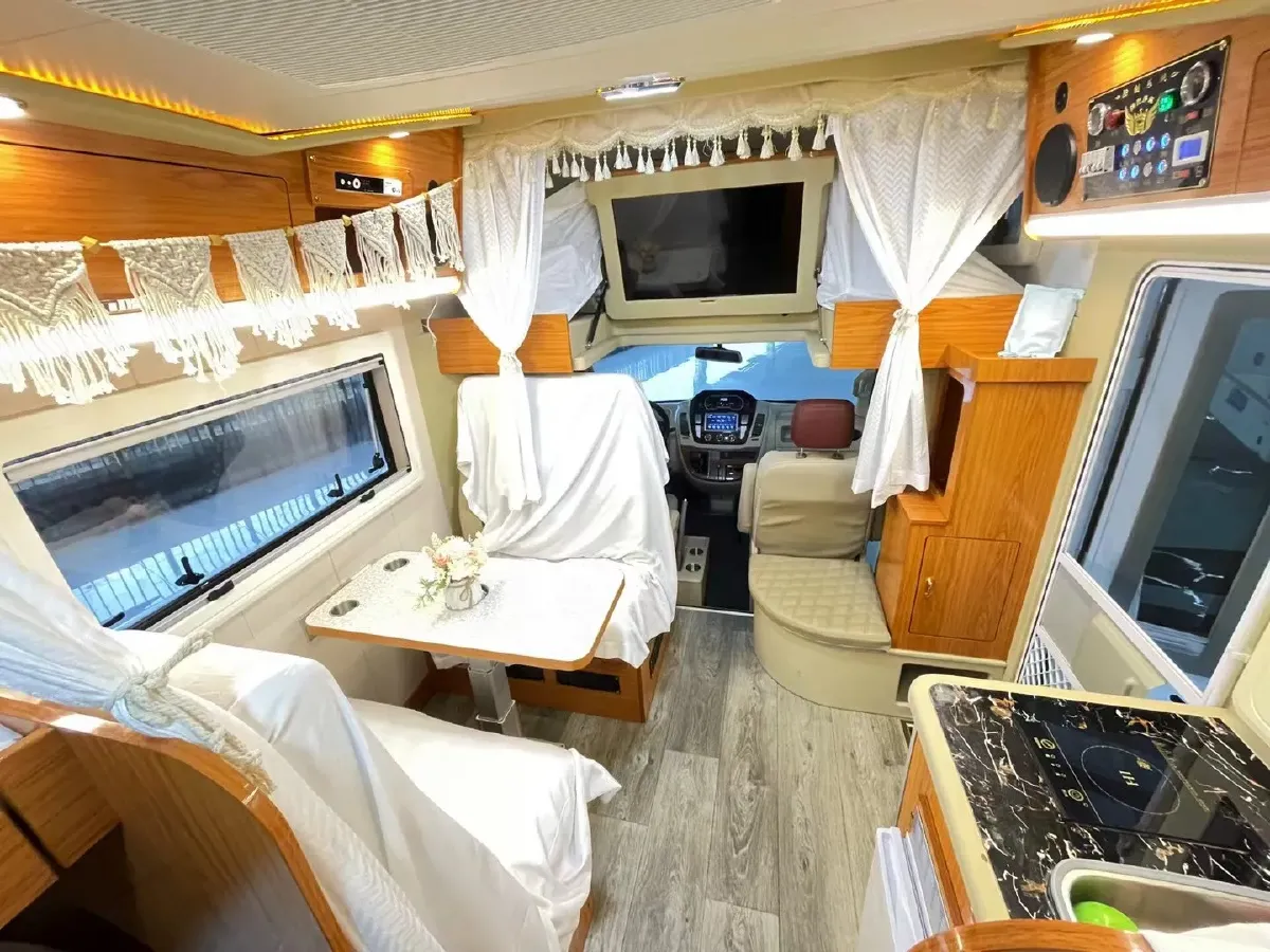 2019 Mercedes-Benz C Class 2.0T 258HP L4 9AT,autocango,china used car exporter,china ev exporter,chinese used car exporter,chinese used ev exporter