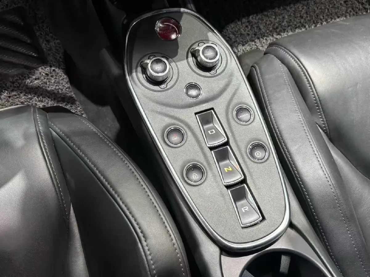 2019 Lorinser MAYBACH S Class 3.0T 367HP V6 9AT,autocango,china used car exporter,china ev exporter,chinese used car exporter,chinese used ev exporter