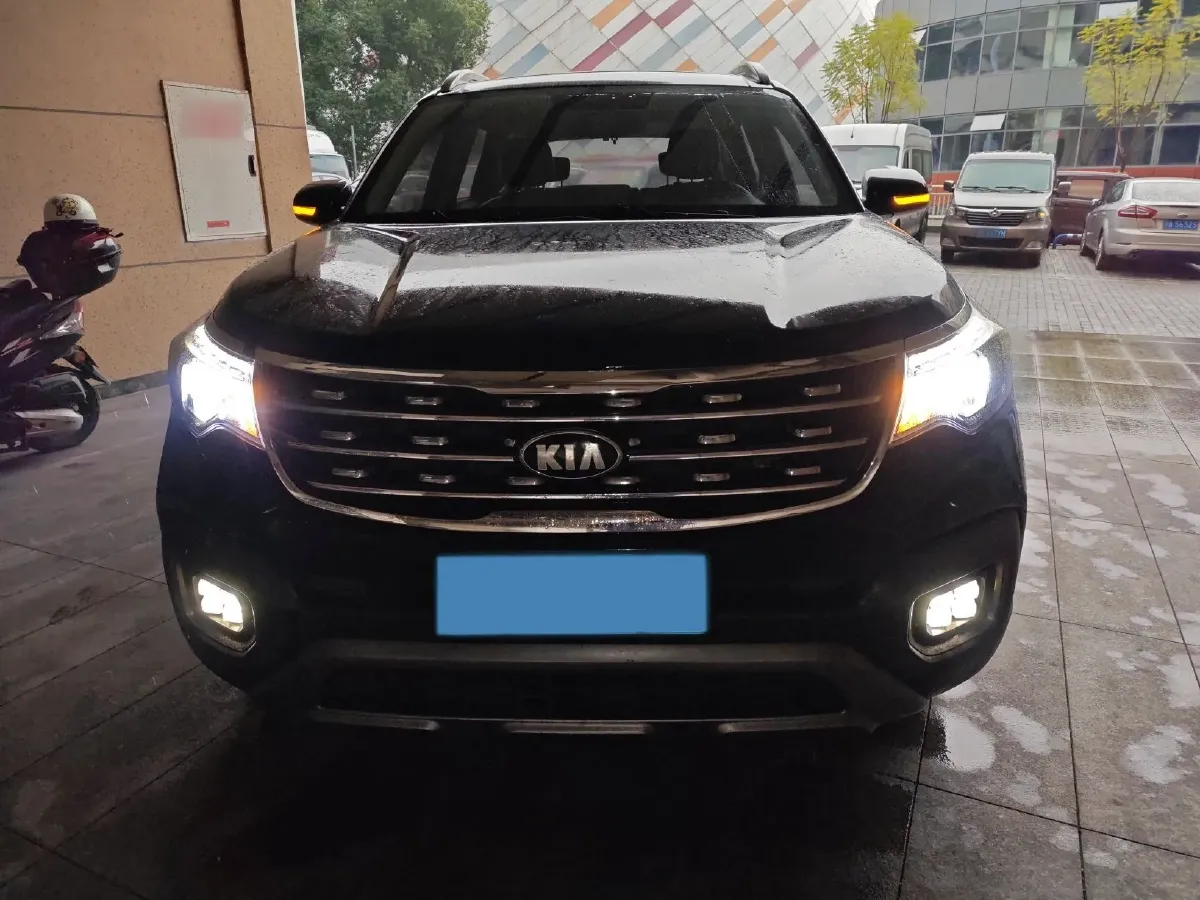 2018 Kia Sportage R 2.0L 160HP L4 6AT,autocango,china used car exporter,china ev exporter,chinese used car exporter,chinese used ev exporter