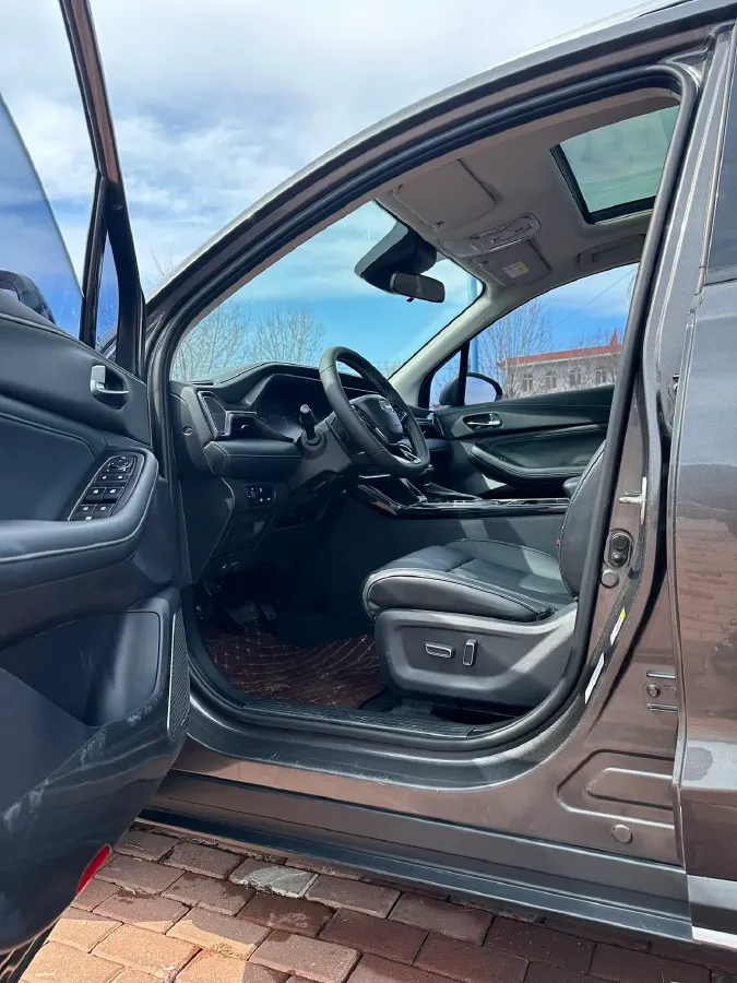 2021 GAC Trumpchi GS4 1.5T 169HP L4 6AT,autocango,china used car exporter,china ev exporter,chinese used car exporter,chinese used ev exporter