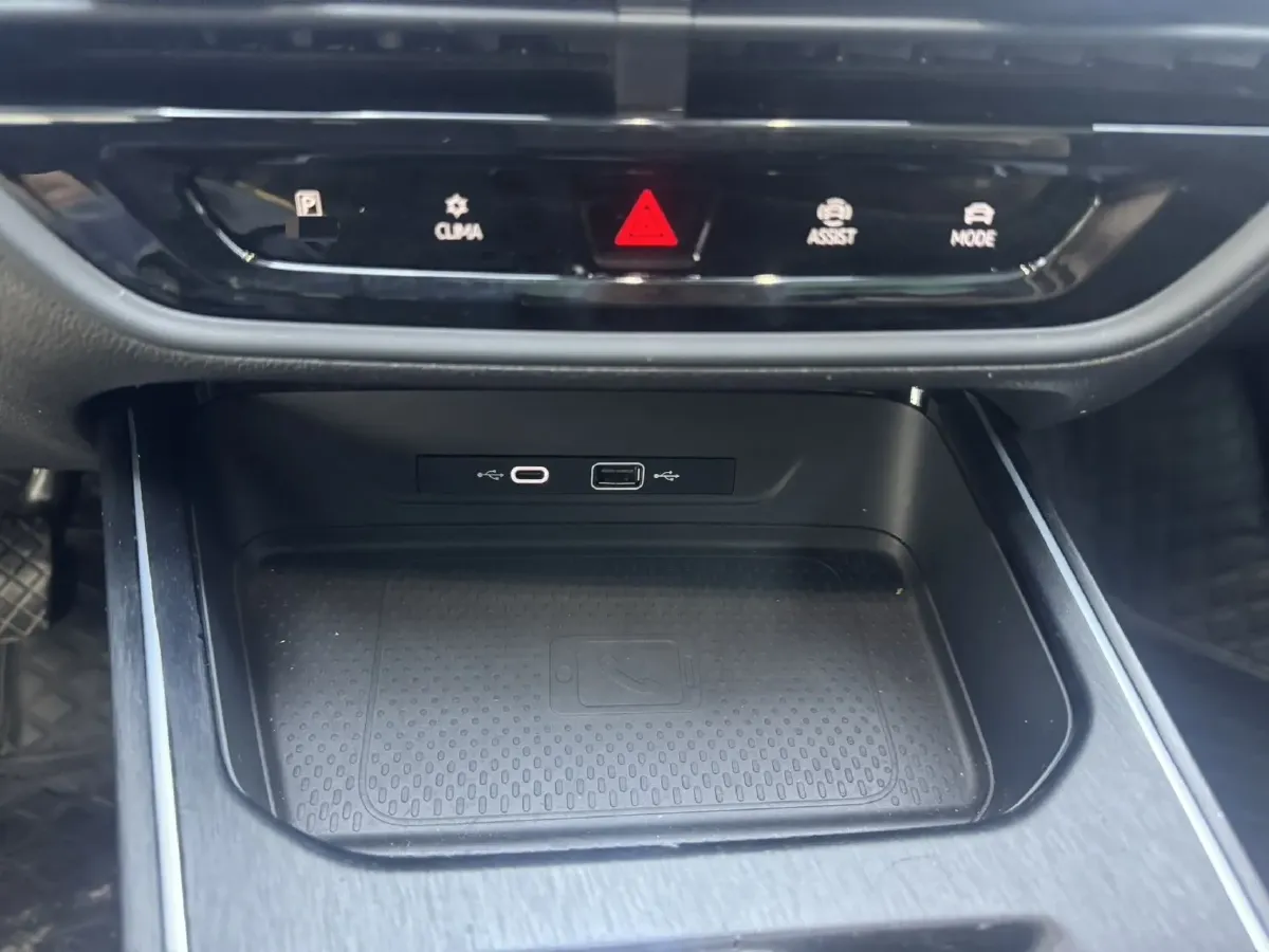 2023 Volkswagen Lamando 1.4T 150HP L4 7DCT,autocango,china used car exporter,china ev exporter,chinese used car exporter,chinese used ev exporter