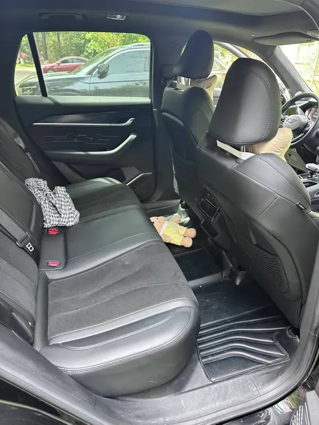 2024 Geely Monjaro 2.0T 238HP L4 8AT,autocango,china used car exporter,china ev exporter,chinese used car exporter,chinese used ev exporter