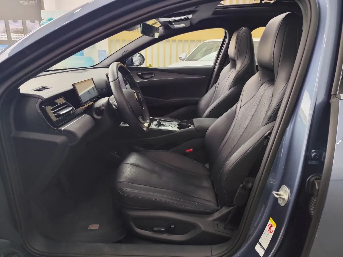 2025 BYD Seal 06 1.5L 101HP L4 E-CVT PHEV 15.87KWH,autocango,china used car exporter,china ev exporter,chinese used car exporter,chinese used ev exporter