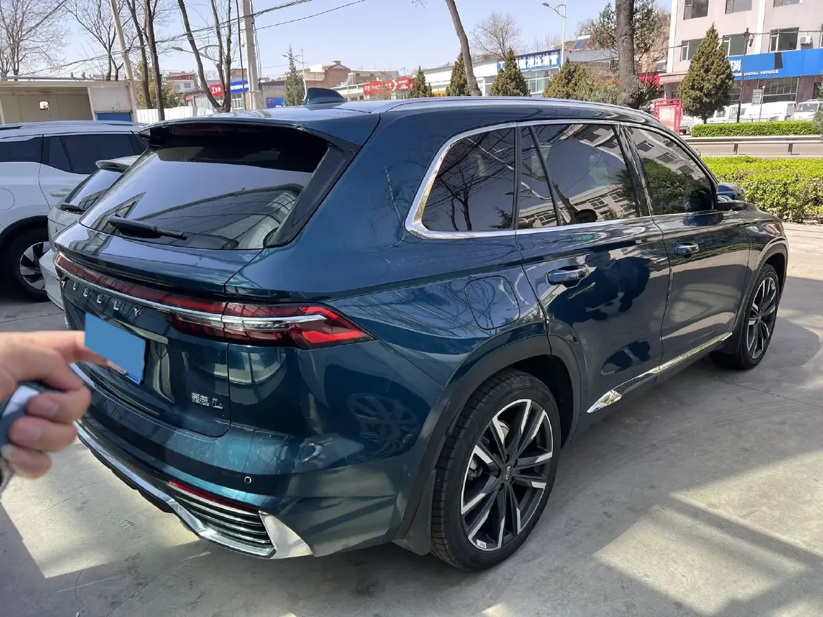 2021 Geely Monjaro 2.0T 218HP L4 7DCT,autocango,china used car exporter,china ev exporter,chinese used car exporter,chinese used ev exporter