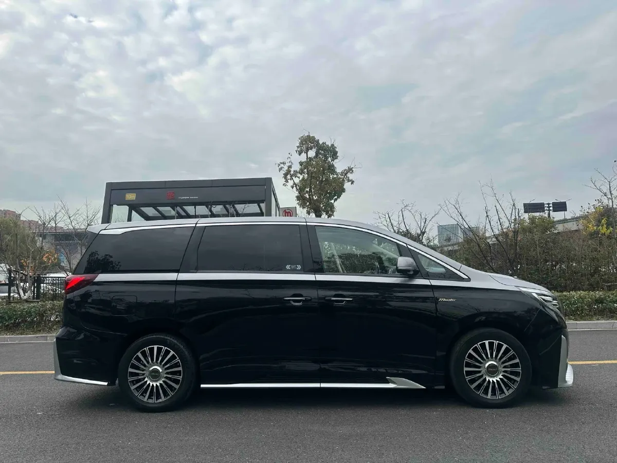 2021 GAC Trumpchi M8 2.0T 252HP L4 8AT,autocango,china used car exporter,china ev exporter,chinese used car exporter,chinese used ev exporter