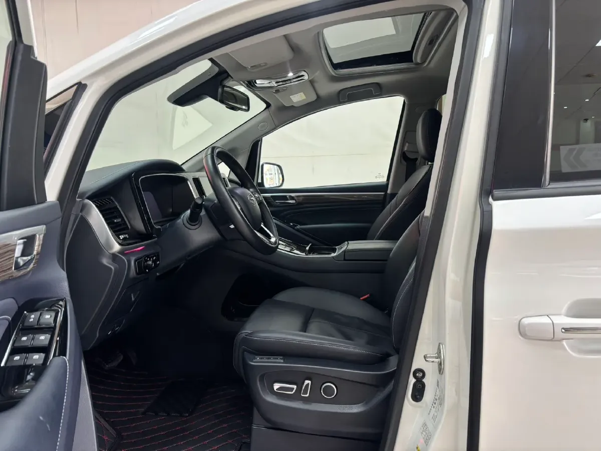 2021 GAC Trumpchi M8 2.0T 252HP L4 8AT,autocango,china used car exporter,china ev exporter,chinese used car exporter,chinese used ev exporter