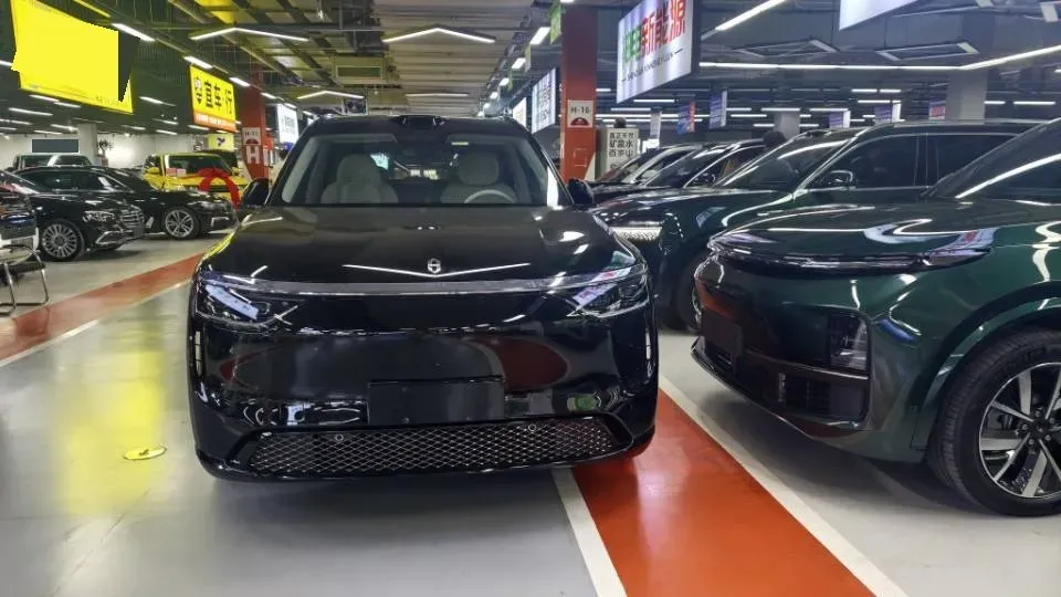 2025 AITO AITO M8 BEV,autocango,china used car exporter,china ev exporter,chinese used car exporter,chinese used ev exporter