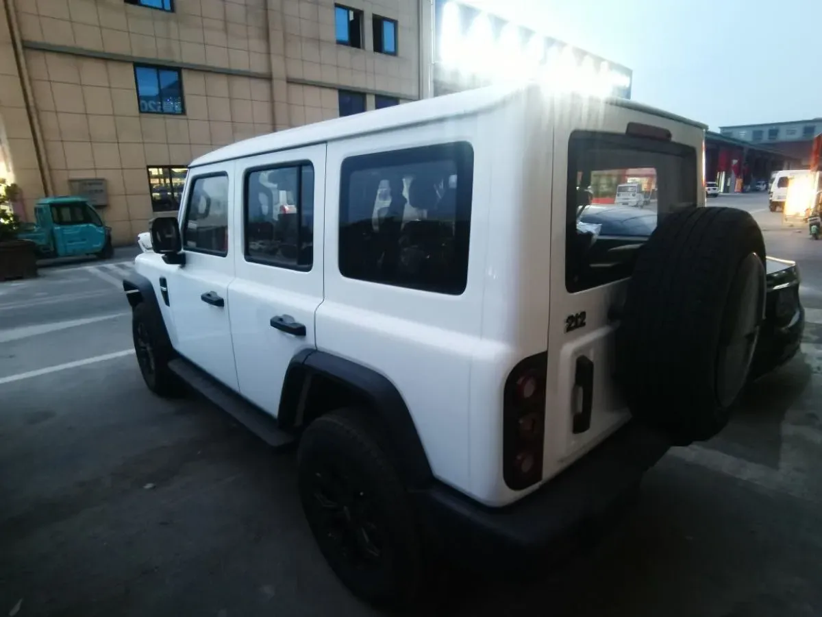 2025 212 212 T01 2.0T 170HP L4 8AT,autocango,china used car exporter,china ev exporter,chinese used car exporter,chinese used ev exporter