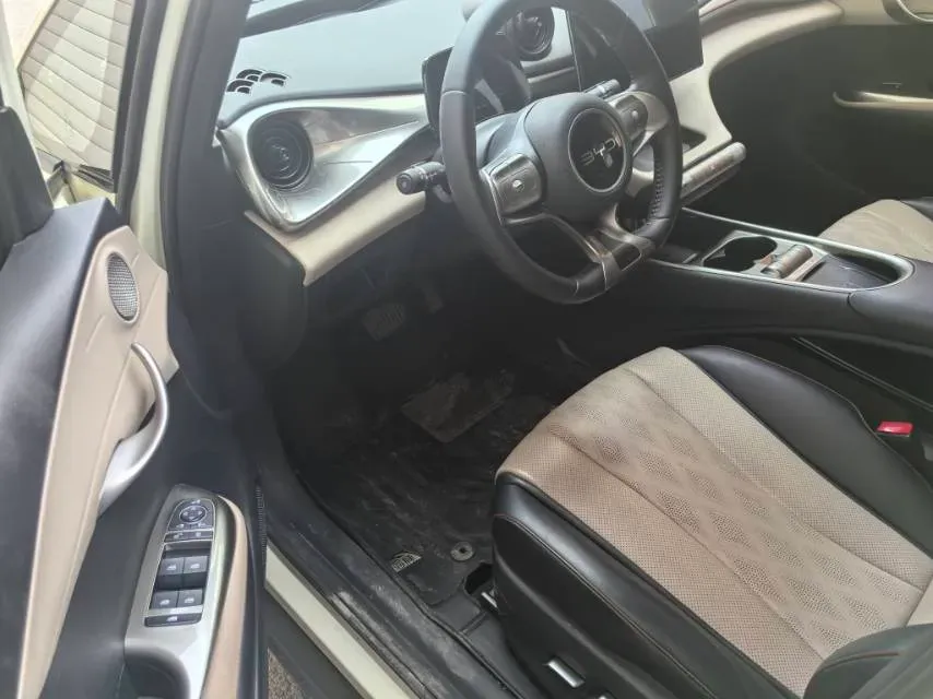 2023 BYD Dolphin BEV 44.928KWH,autocango,china used car exporter,china ev exporter,chinese used car exporter,chinese used ev exporter