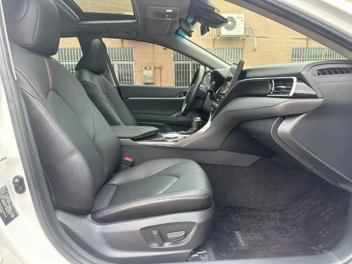 2021 Toyota Camry 2.0L 178HP L4 CVT,autocango,china used car exporter,china ev exporter,chinese used car exporter,chinese used ev exporter