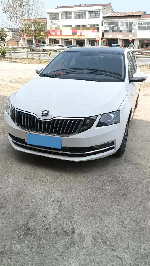 2019 Skoda Octavia 1.2T 116HP L4 7DCT,autocango,china used car exporter,china ev exporter,chinese used car exporter,chinese used ev exporter