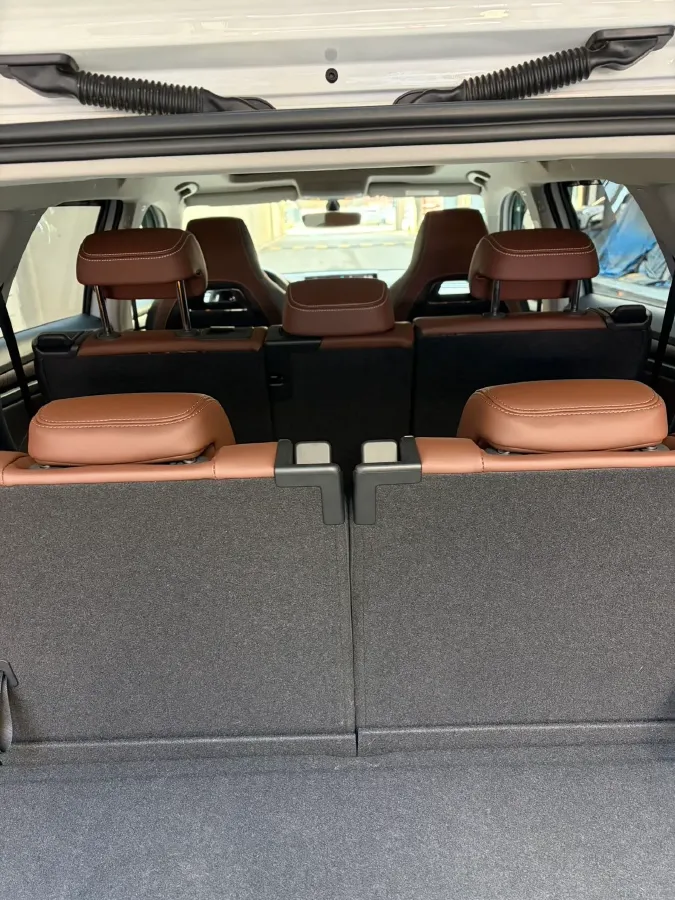 2023 Skoda Kodiak 2.0T 220HP L4 7DCT,autocango,china used car exporter,china ev exporter,chinese used car exporter,chinese used ev exporter