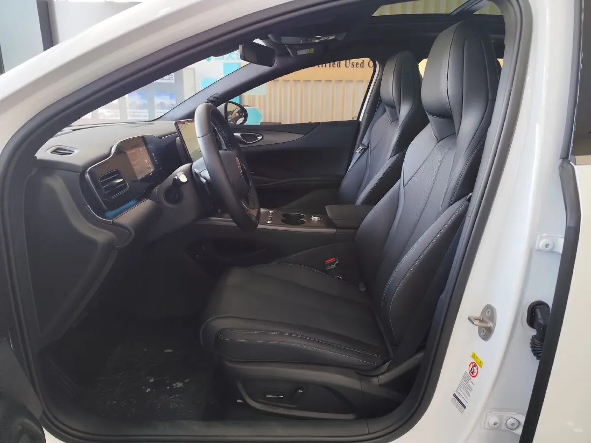 2025 BYD Seal06 BEV,autocango,china used car exporter,china ev exporter,chinese used car exporter,chinese used ev exporter