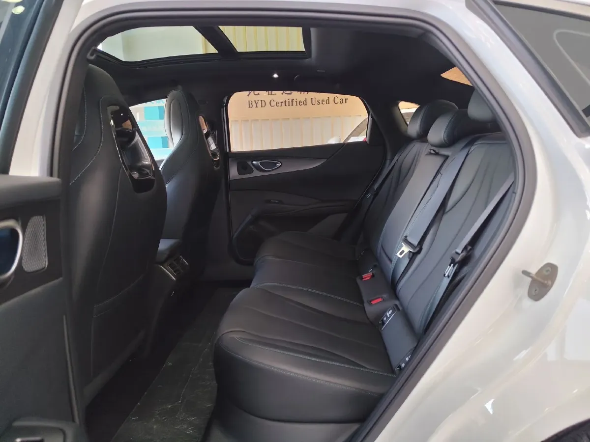 2025 BYD Seal06 BEV,autocango,china used car exporter,china ev exporter,chinese used car exporter,chinese used ev exporter