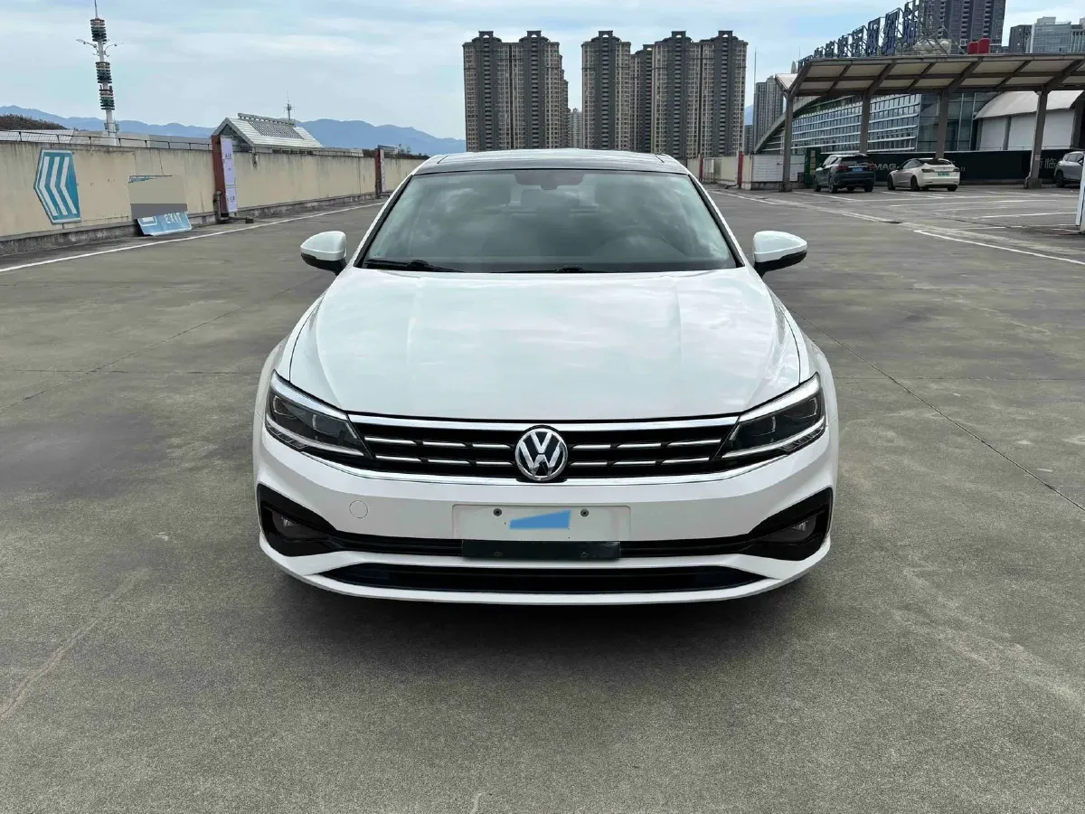 2019 Volkswagen Passat 1.4T 150HP L4 7DCT,autocango,china used car exporter,china ev exporter,chinese used car exporter,chinese used ev exporter