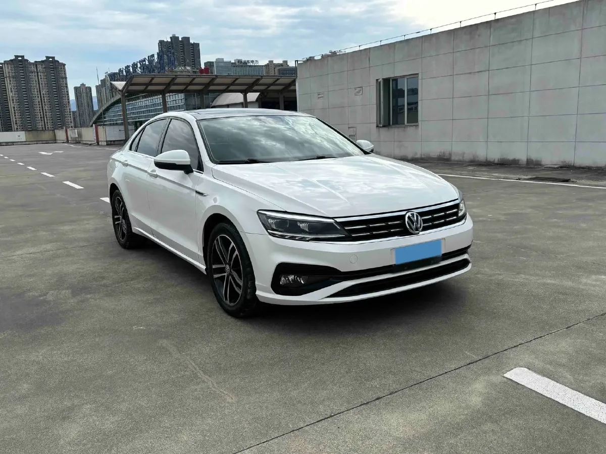 2019 Volkswagen Passat 1.4T 150HP L4 7DCT,autocango,china used car exporter,china ev exporter,chinese used car exporter,chinese used ev exporter