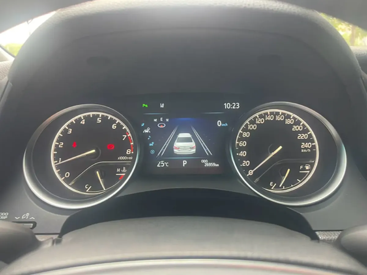 2021 Toyota Camry 2.0L 178HP L4 CVT,autocango,china used car exporter,china ev exporter,chinese used car exporter,chinese used ev exporter