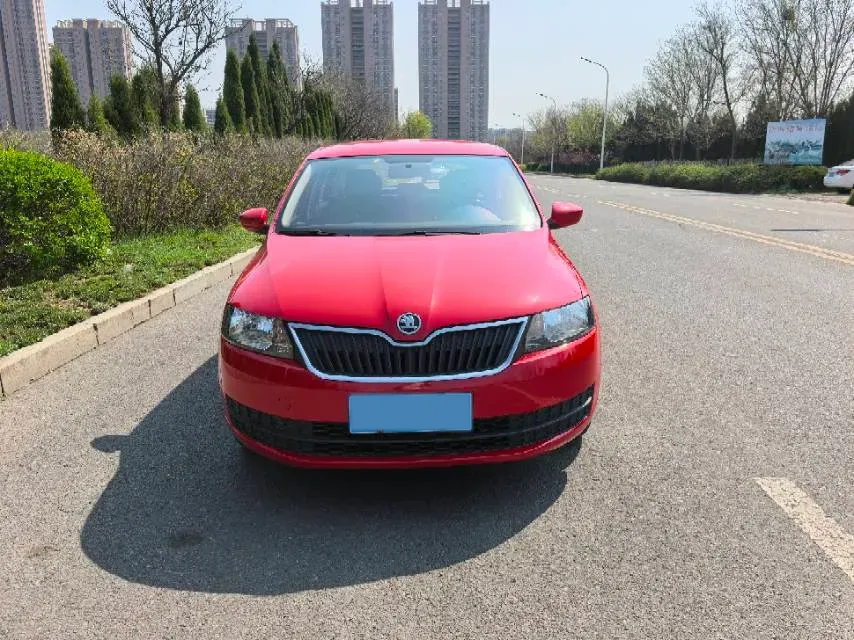 2016 Skoda Rapid Spaceback 1.4L 90HP L4 5MT,autocango,china used car exporter,china ev exporter,chinese used car exporter,chinese used ev exporter