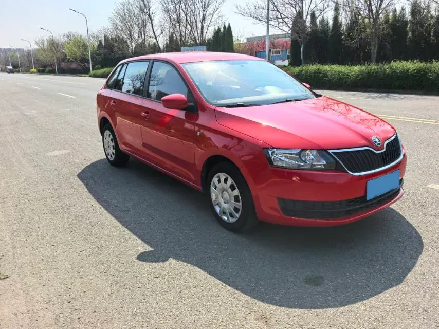 2016 Skoda Rapid Spaceback 1.4L 90HP L4 5MT,autocango,china used car exporter,china ev exporter,chinese used car exporter,chinese used ev exporter