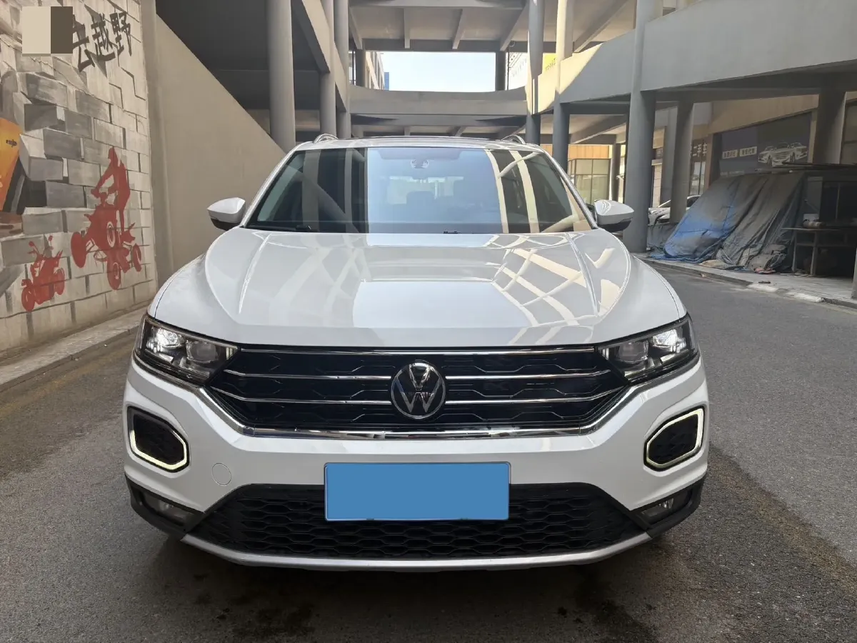 2022 Volkswagen T-Roc 1.4T 150HP L4 7DCT,autocango,china used car exporter,china ev exporter,chinese used car exporter,chinese used ev exporter