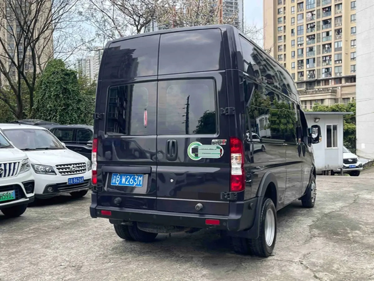 2023 DongFeng DFAC YuFeng 2.3T 143HP L4 6MT,autocango,china used car exporter,china ev exporter,chinese used car exporter,chinese used ev exporter