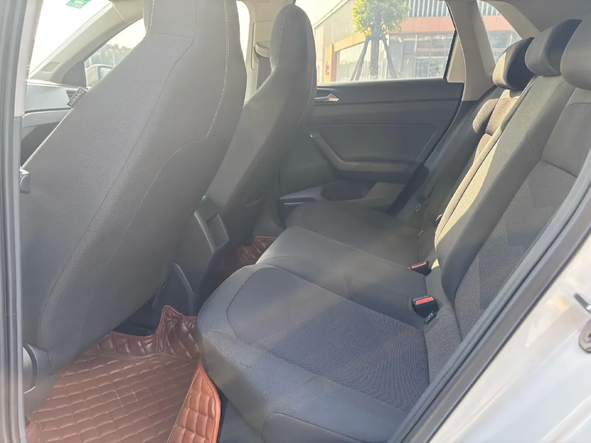 2019 Volkswagen Polo 1.5L 113HP L4 6AT,autocango,china used car exporter,china ev exporter,chinese used car exporter,chinese used ev exporter