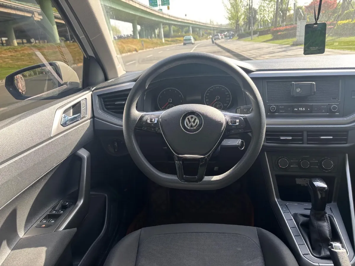 2019 Volkswagen Polo 1.5L 113HP L4 6AT,autocango,china used car exporter,china ev exporter,chinese used car exporter,chinese used ev exporter